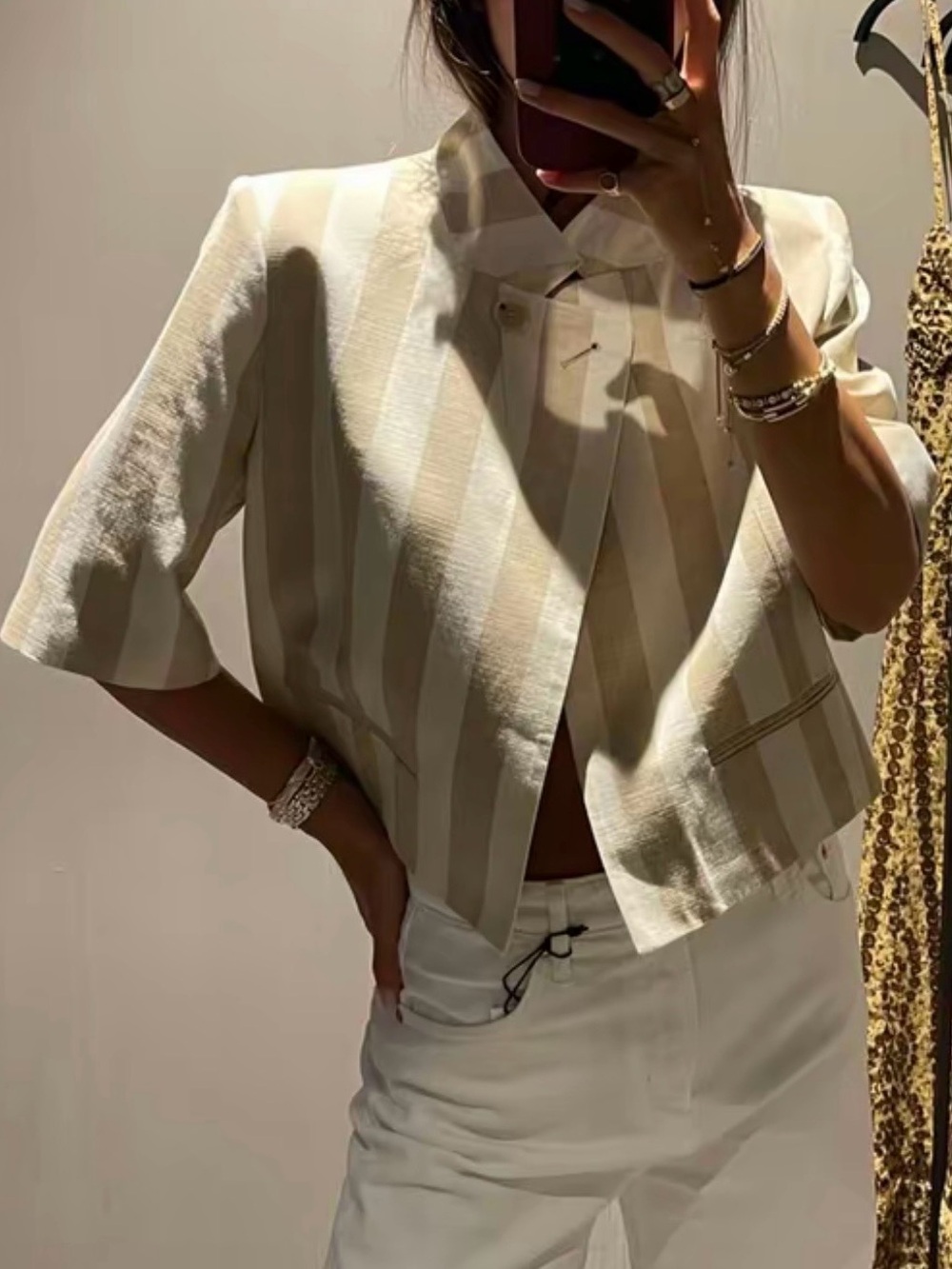 ZARA SHORT SLEEVE CROPPED BLAZER